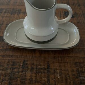 Elegant Montego Vintage  Cream and Brown stoneware Pitcher with Tray